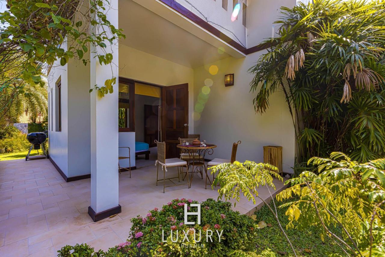 5 Bedroom Bali Style Mansion Wl2 HHQ Eksteriør billede