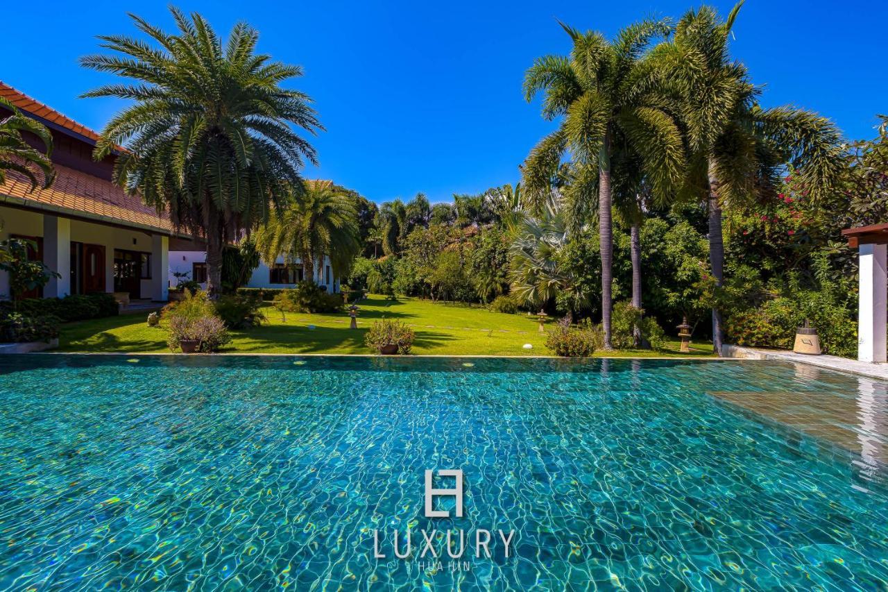 5 Bedroom Bali Style Mansion Wl2 HHQ Eksteriør billede