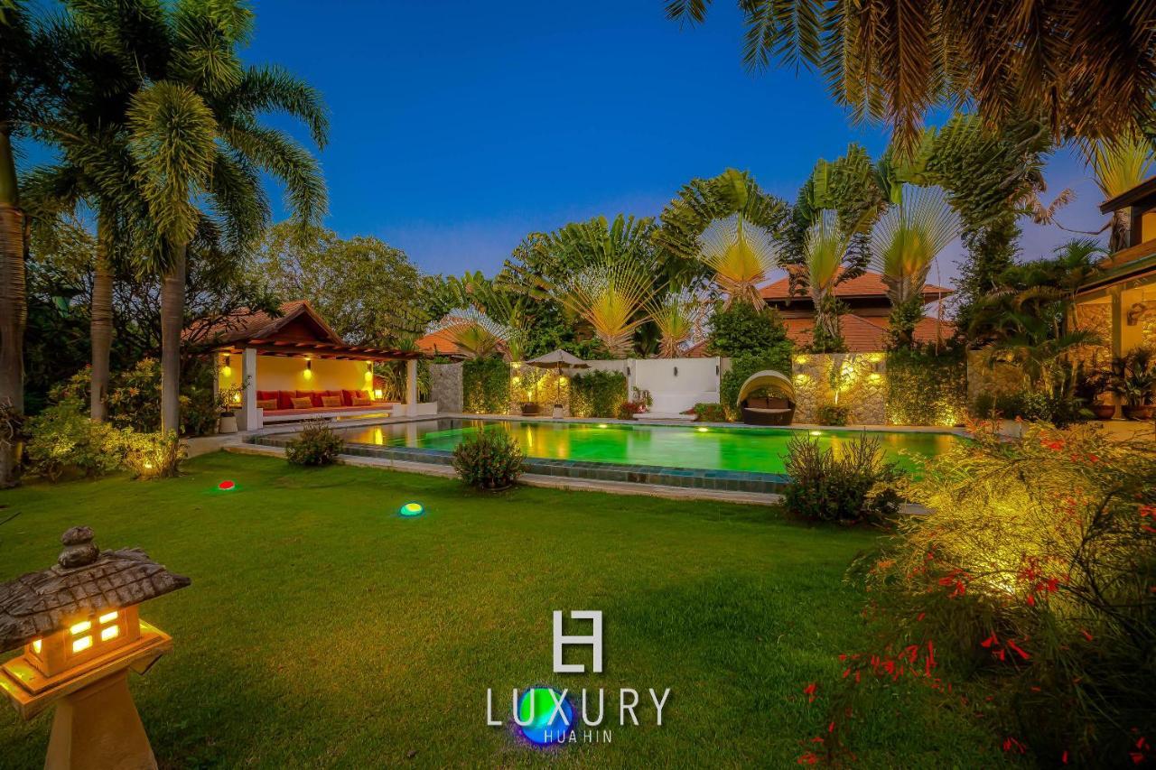 5 Bedroom Bali Style Mansion Wl2 HHQ Eksteriør billede