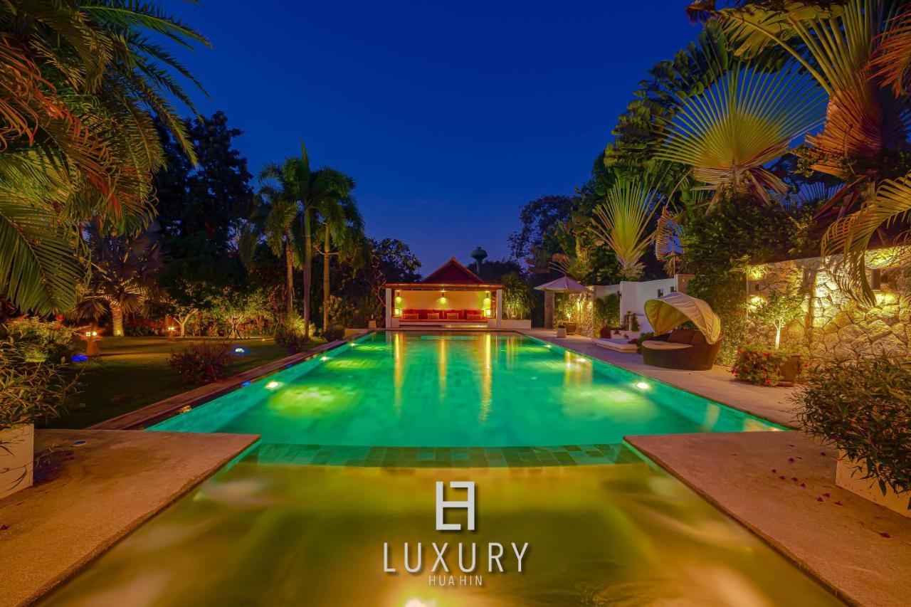 5 Bedroom Bali Style Mansion Wl2 HHQ Eksteriør billede