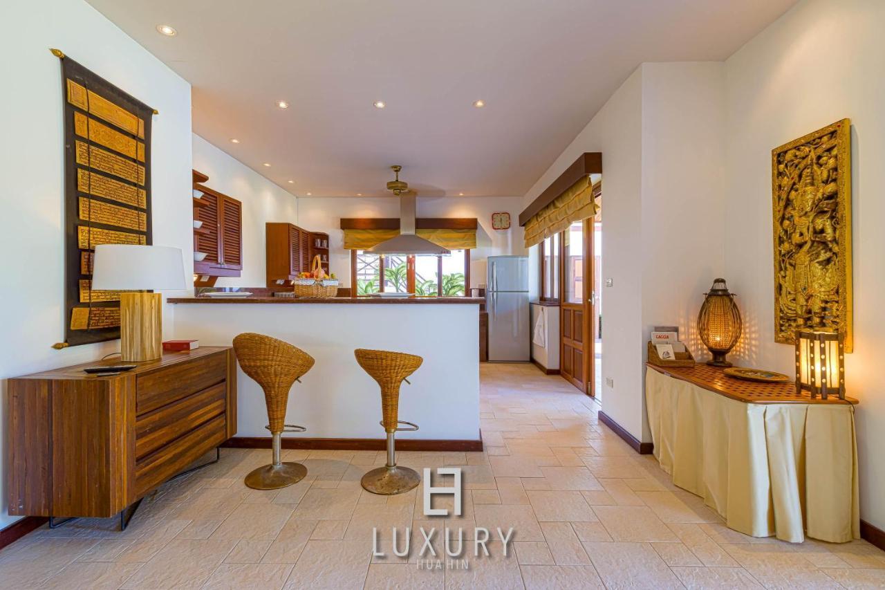 5 Bedroom Bali Style Mansion Wl2 HHQ Eksteriør billede