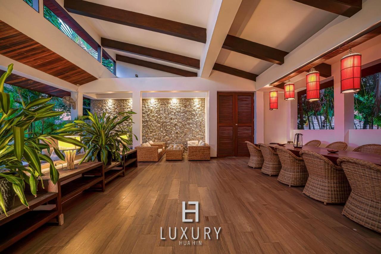 5 Bedroom Bali Style Mansion Wl2 HHQ Eksteriør billede