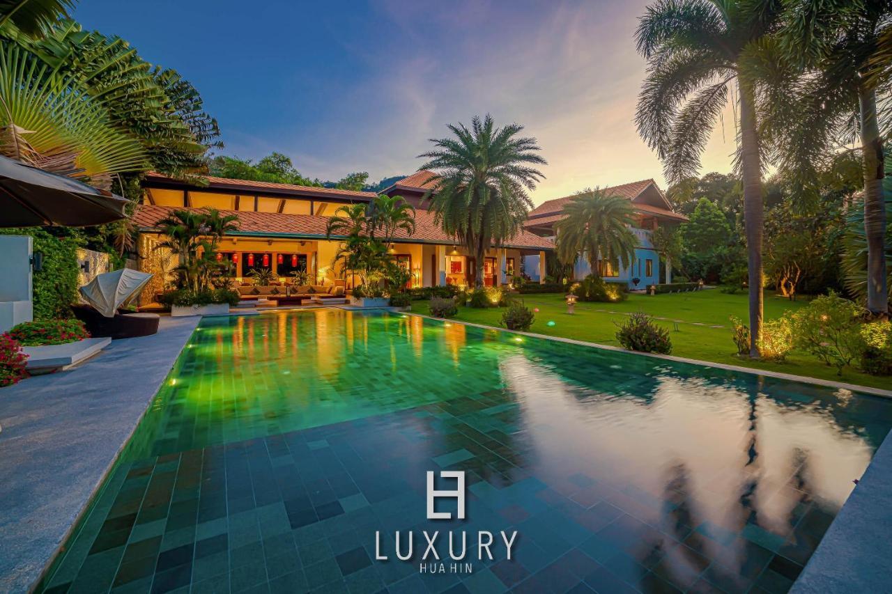 5 Bedroom Bali Style Mansion Wl2 HHQ Eksteriør billede