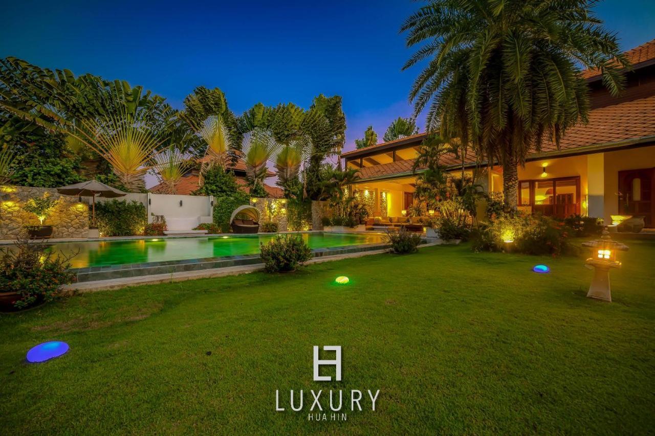 5 Bedroom Bali Style Mansion Wl2 HHQ Eksteriør billede