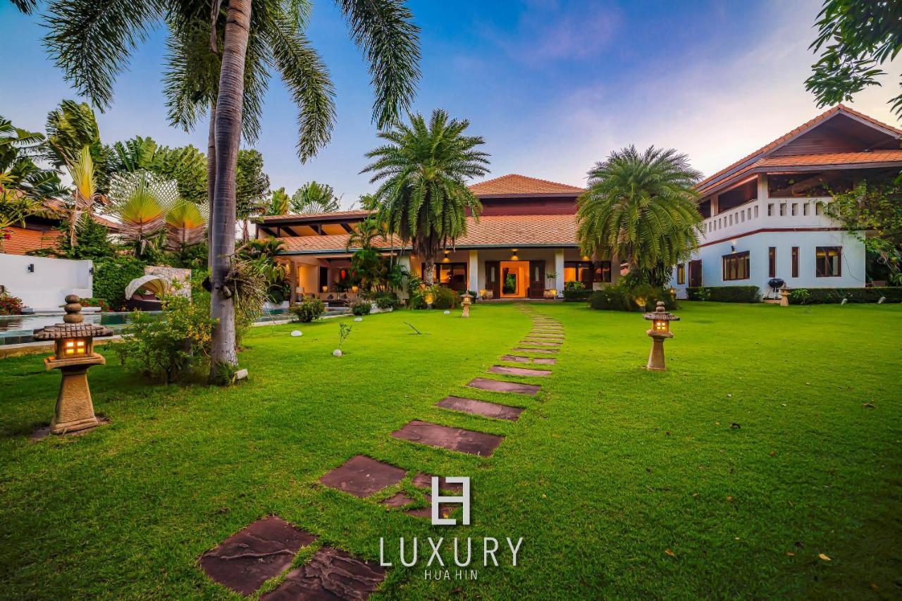 5 Bedroom Bali Style Mansion Wl2 HHQ Eksteriør billede